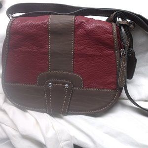 ST. JOHN'S BAY Red and Brown Leather Purse Handbag
